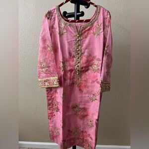 Brand new suit - 3 piece